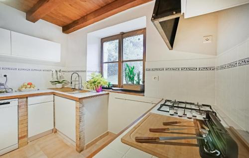 Bordezac Apartamento | 4 Bedroom Beautiful Home In Bordezac