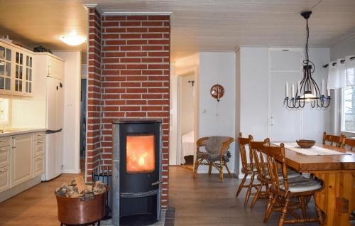 Torarp Casa | 4 Bedroom Beautiful Home In Lidhult