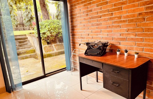 Managua Casa | 4-bedroom Beautiful & Spacious house near everything!