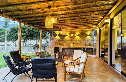 Cieneguilla Casa | Casa de Campo Bamboo con piscina temperada