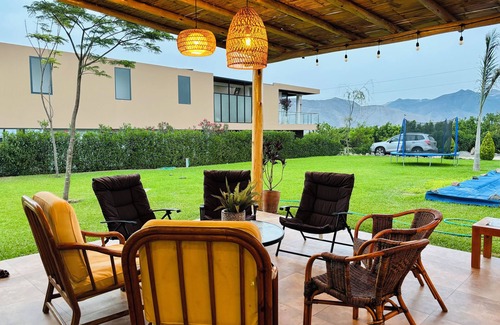 Cieneguilla Casa | Casa de Campo Bamboo con piscina temperada