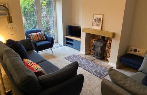 Embleton Casa | 4 bedroom coastal cottage with walled garden