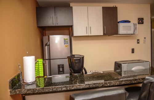 Lalinde Apartamento | Combo de 4 dormitorios de dos apartamentos, dos bañeras de hidromasaje, aire acondicionado, área de Lleras