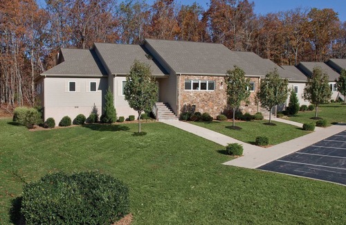 Fairfield Glade Cabina | 4 Bedroom Condo in the Rolling Hills of Tennessee.