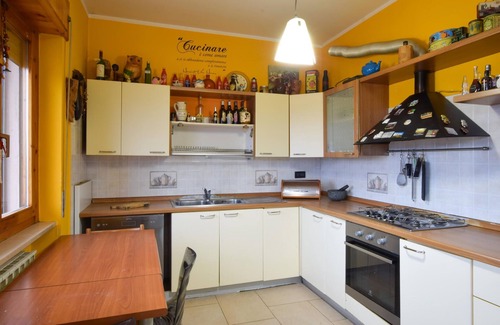 Rogliano Apartamento | Acogedor apartamento de 4 habitaciones.