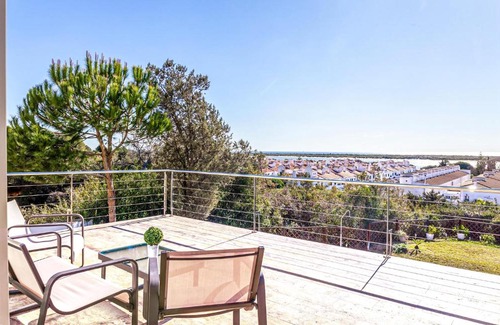 El Rompido Casa | 4 Bedroom Cozy Home In Cartaya