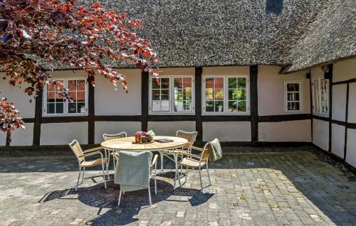 Samsø Casa | 4 Bedroom Cozy Home In Samsø