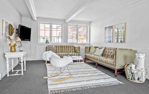 Samsø Casa | 4 Bedroom Cozy Home In Samsø