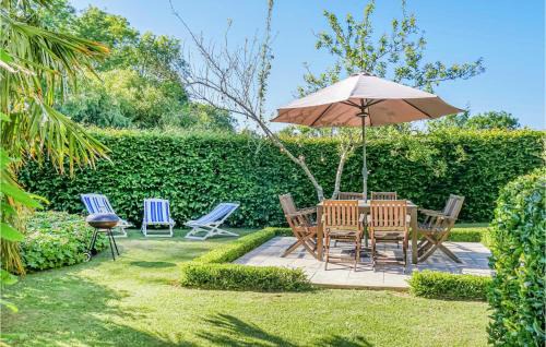 Monthuchon Casa | 4 Bedroom Cozy Home In Monthuchon