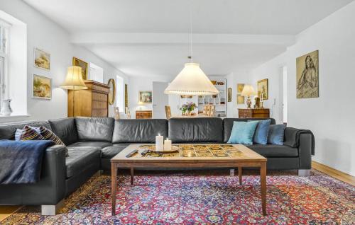 Kolind Casa | 4 Bedroom Cozy Home In Kolind