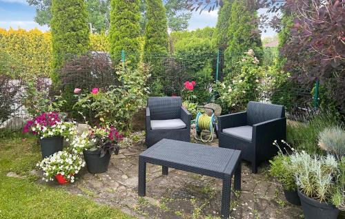 gmina Bedzino Casa | 4 Bedroom Cozy Home In Mscice