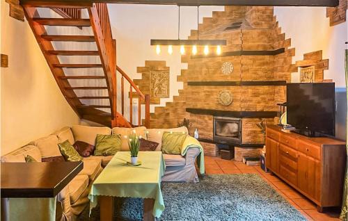 gmina Bedzino Casa | 4 Bedroom Cozy Home In Mscice