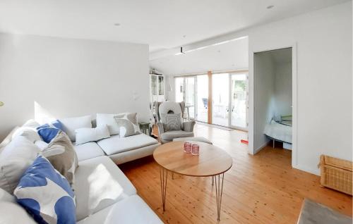 Mellbystrand Casa | 4 Bedroom Cozy Home In Mellbystrand