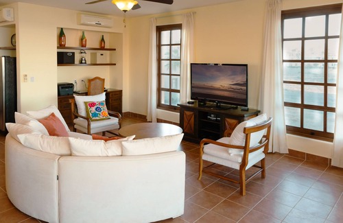 Nopolo Casa | 4-bedroom custom-built house with an amazing view to the Sea of Cortez…