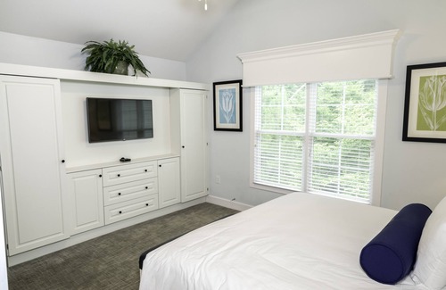 Lackey Complejo | 4 bedroom Estate close to Busch Gardens