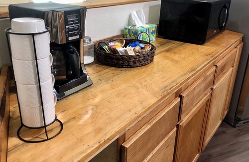 Squaw Valley Casa | 4 Bedroom Family Stay Near Kings Canyon NP - Great Wifi and EV Charger