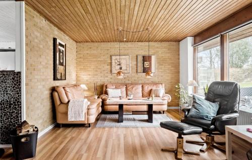 Holstebro Casa | 4 Bedroom Gorgeous Home In Holstebro