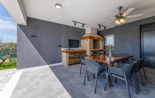 Kastela Casa | 4 Bedroom Gorgeous Home In Kastel Stari
