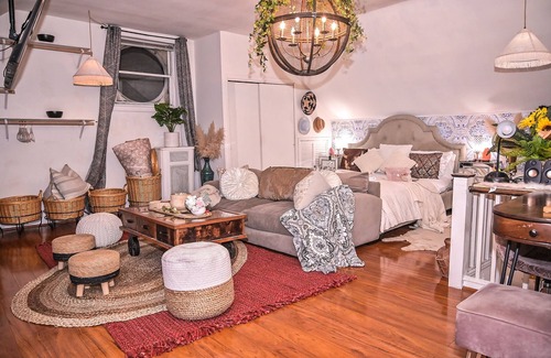 Germantown Casa | 4-Bedroom Historic Garden Oasis Home in Germantown