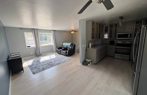 Gillette Casa | 4 bedroom home near Camplex! Great for families or business travelers!