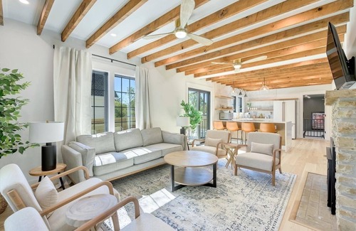 Nashville Casa | 4 bedroom home downtown Nashville. Hot tub, large patio, fire pit, and game room