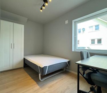 Stavanger Apartamento | 4 Bedroom Home Near City Center, 2 baths