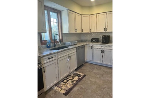 Somersworth Casa | 4-bedroom home near Berwick/Portsmouth (beaches, shopping, trails and more)!