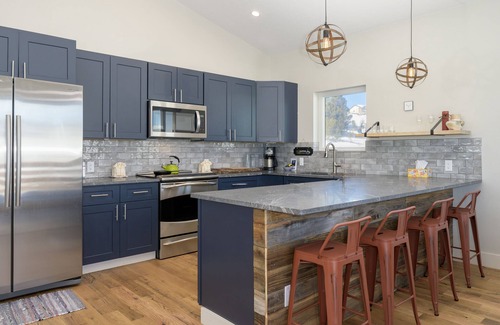 Tabernash Casa | 4 bedroom home, pet friendly, private outdoor hot tub