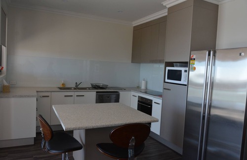 Wallaroo Casa | Nueva casa de 4 dormitorios, capacidad para 10 personas ubicada en el puerto deportivo con impresionantes vistas