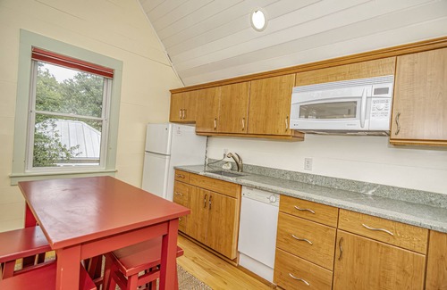 Cape Fear Station Casa | Bienvenido a Astrid's Digs en Bald Head Island