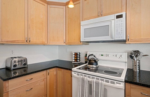 Rancho Cordova Casa | 4 bedroom home with big backyard
