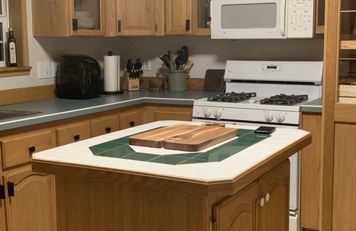Windham Casa | 4 bedroom house 10 minutes to Windham Mountain
