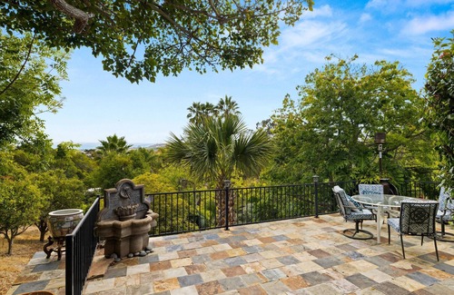Toro Canyon Casa | 4-bedroom house in Montecito with Ocean and Mountain View