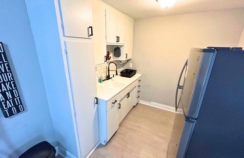 Johnstown Casa | 4-bedroom house in charming Johnstown with AC