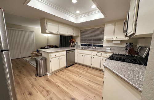 Loma Linda Casa | 4-bedroom house in Loma Linda on quiet Cul-de-sac, perfect for Families