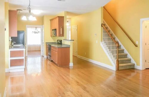 Nashville Casa | 4-bedroom house in Pleasant Nashville with AC, WiFi. Enjoy your stay