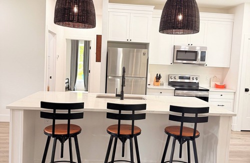 Lecanto Casa | 4-bedroom house in lovely Crystal River with WiFi, AC