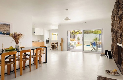 Ladera Heights Casa | 4-bedroom house in charming Los Angeles with Pool, AC, WiFi