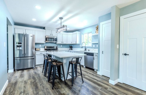 Spirit Lake Casa | 4-bedroom house in peaceful Spirit Lake with WiFi, AC, SPACIOUS