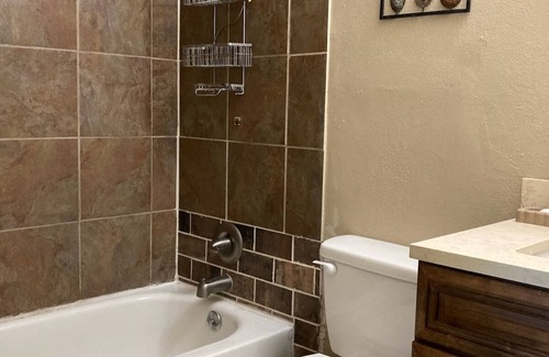 Pueblo Casa | 4-bedroom house in wonderful Pueblo with AC, fitness room