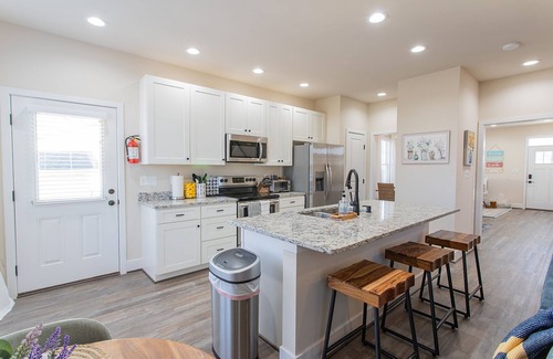 Issue Casa | 4-bedroom house in wonderful Colonial Beach