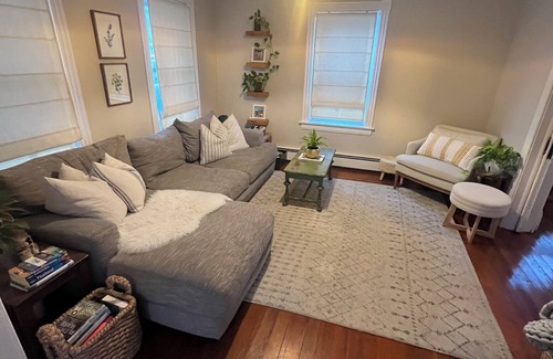 Wakefield-Peacedale Casa | 4-bedroom house in charming Wakefield. Walk to bars and restaurants