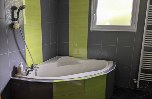 Malbuisson Casa | 4 Bedroom House with Jacuzzi