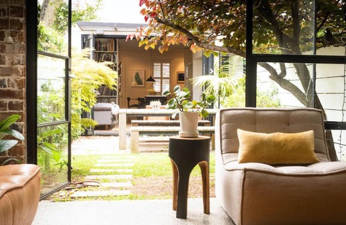 Newtown Casa | 4 Bedroom inner city Sydney oasis