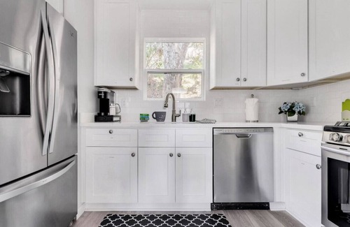 Atascadero Casa | 4 Bedroom l 9 Guests l Peaceful l Kids Room