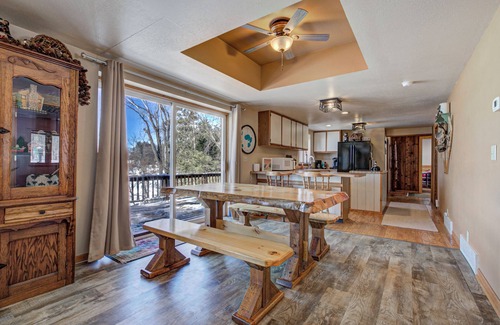 Waupaca Casa | 4 Bedroom Lakehouse for year round outdoor and indoor fun!