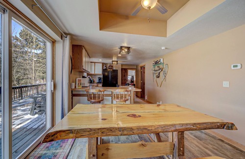 Waupaca Casa | 4 Bedroom Lakehouse for year round outdoor and indoor fun!