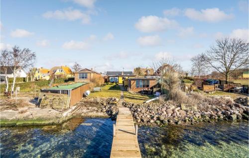 Vaeggerlose Casa | 4 Bedroom Lovely Home In Væggerløse