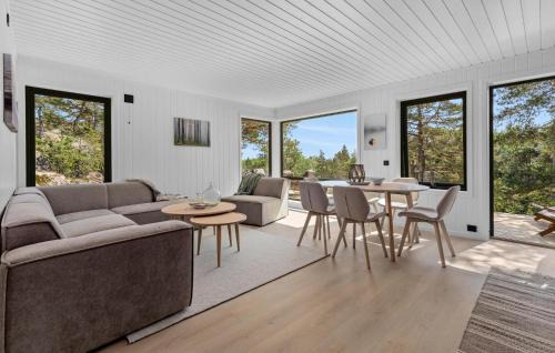Risor Casa | 4 Bedroom Lovely Home In Risør