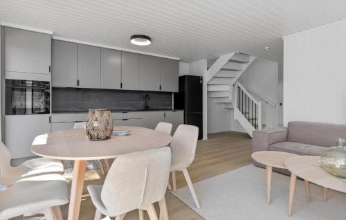 Risor Casa | 4 Bedroom Lovely Home In Risør